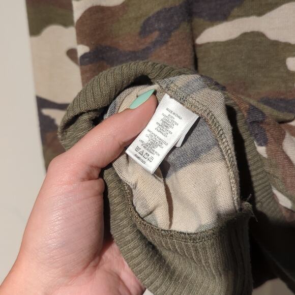 1.STATE Tie Back Sweatshirt AVENUE CAMO, Size Large - Picture 5 of 5